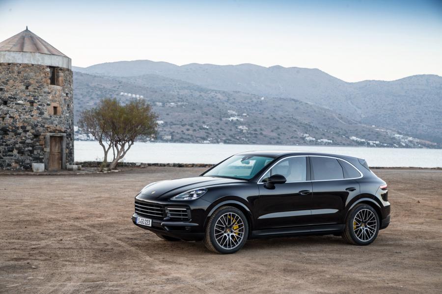  Porsche Cayenne S 2017 года  (WW) (фото 17 из 40)